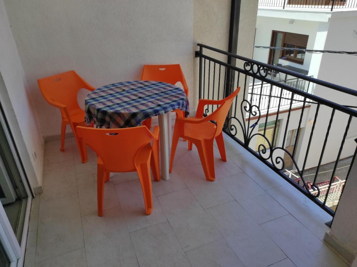 Apartment Perutovic Sutomore Zewnętrze zdjęcie