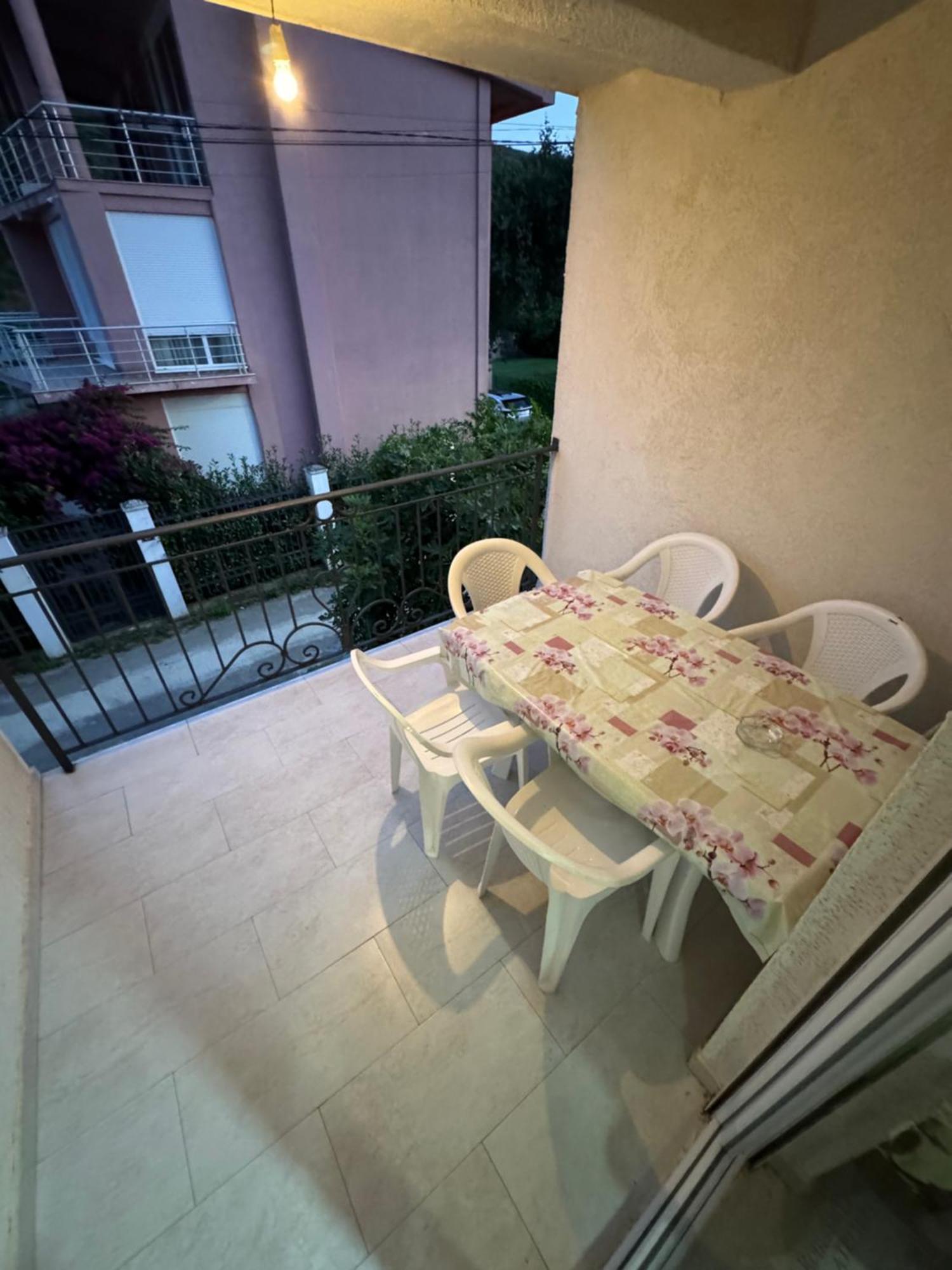 Apartment Perutovic Sutomore Zewnętrze zdjęcie