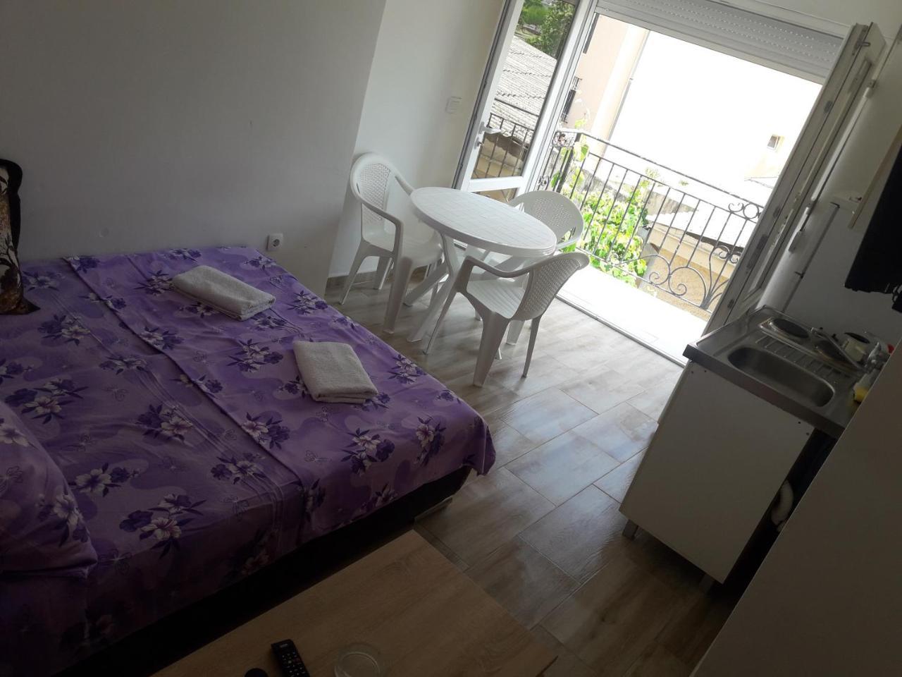 Apartment Perutovic Sutomore Zewnętrze zdjęcie