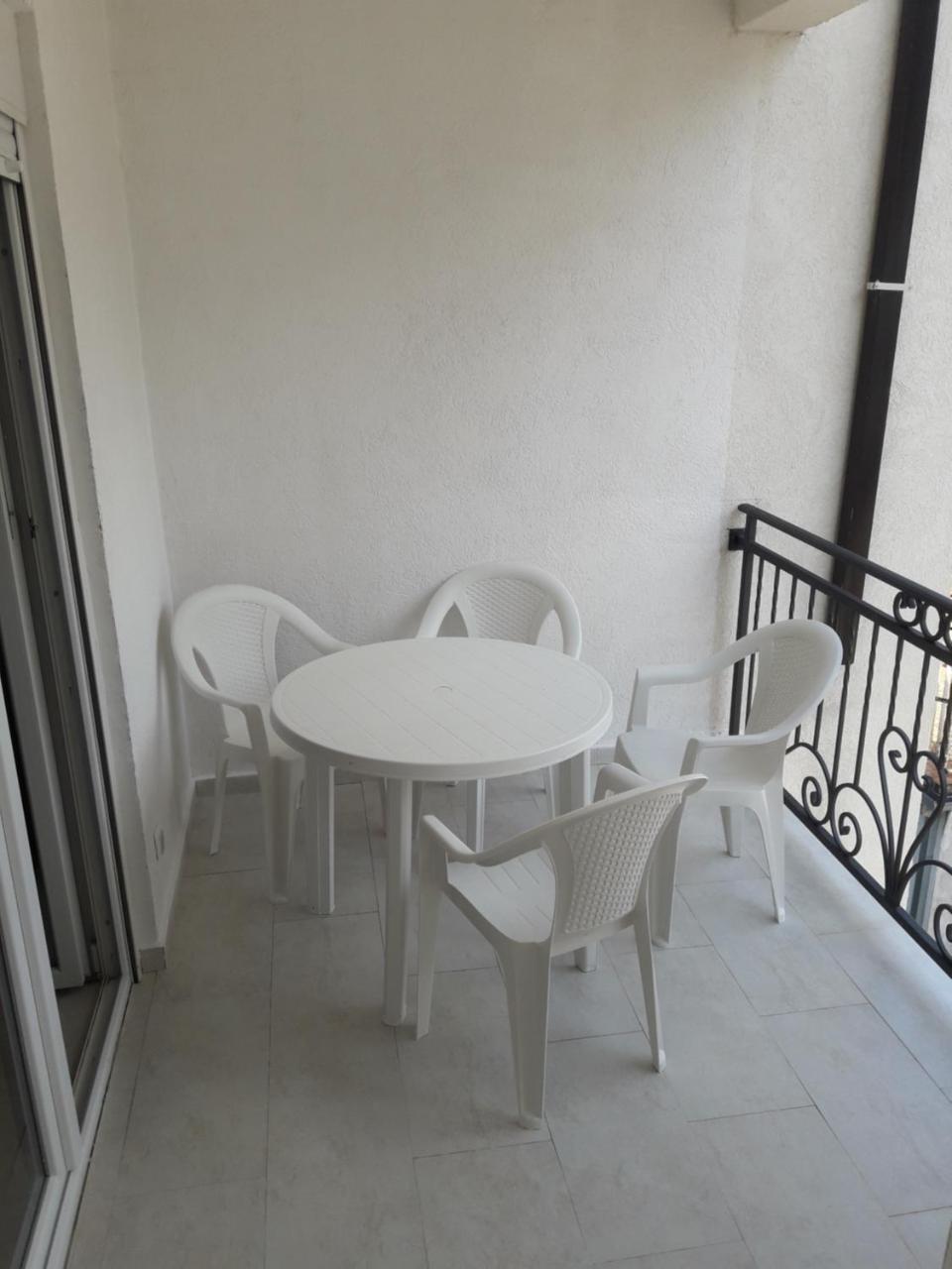 Apartment Perutovic Sutomore Zewnętrze zdjęcie