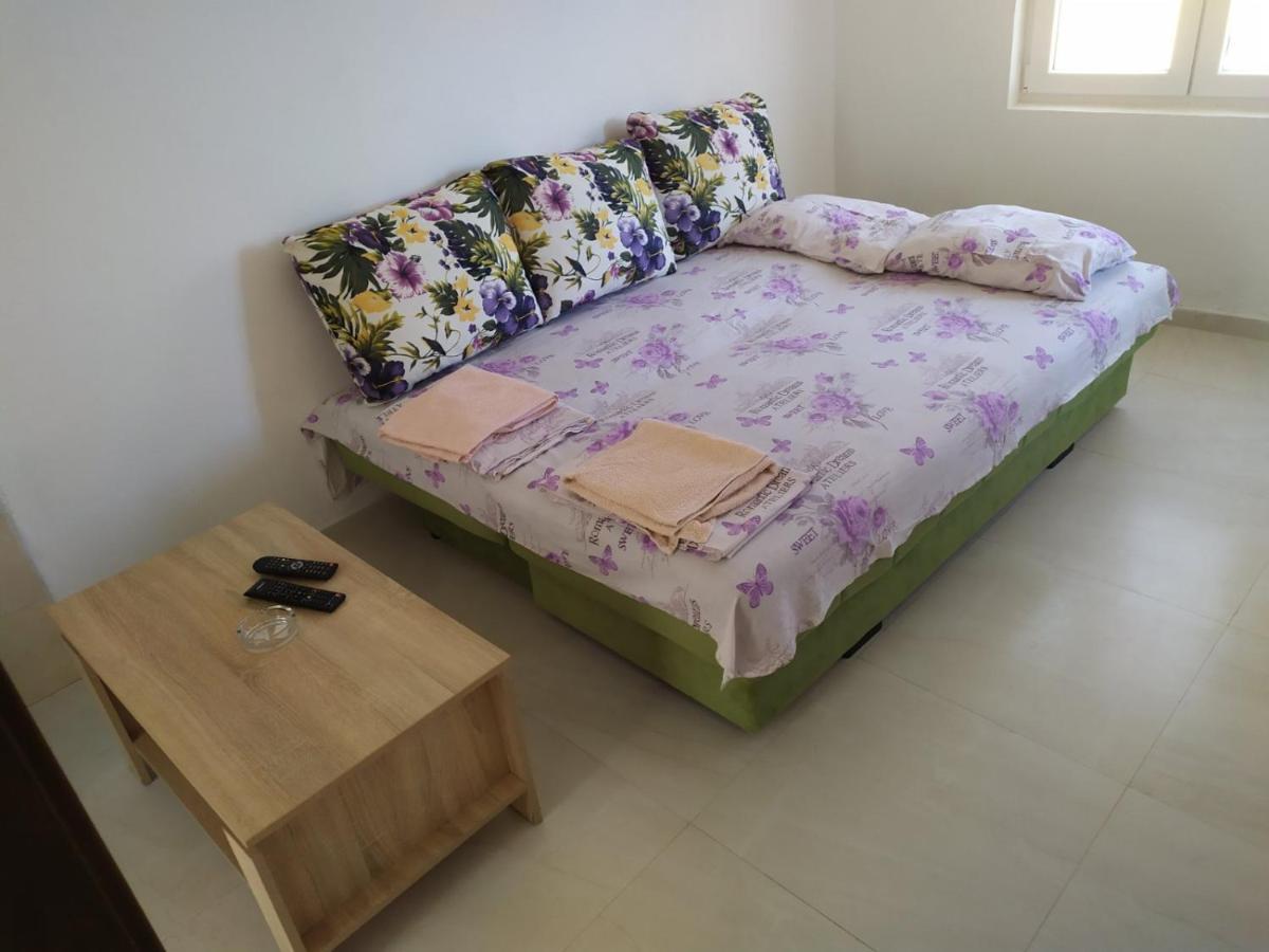 Apartment Perutovic Sutomore Zewnętrze zdjęcie